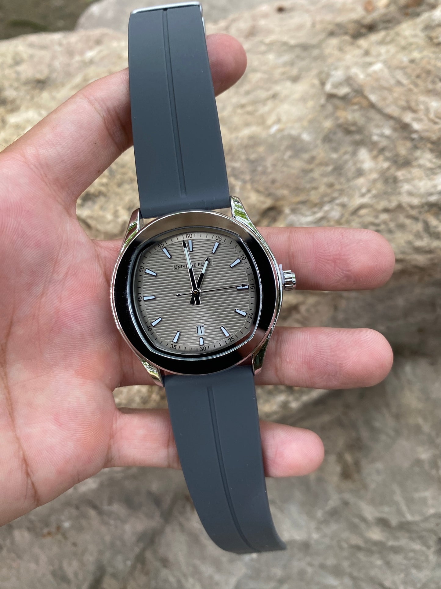 Universe Point Dated Dial