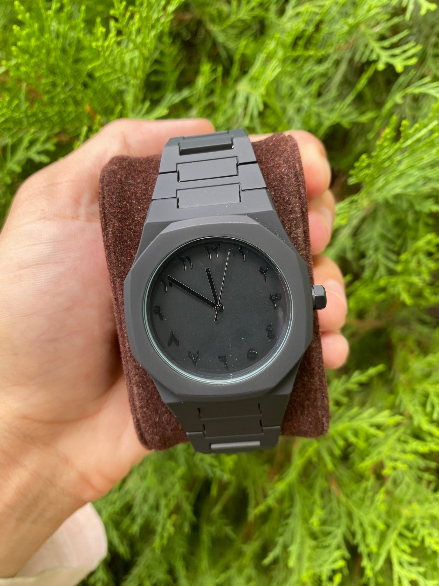 Black Aura Watch